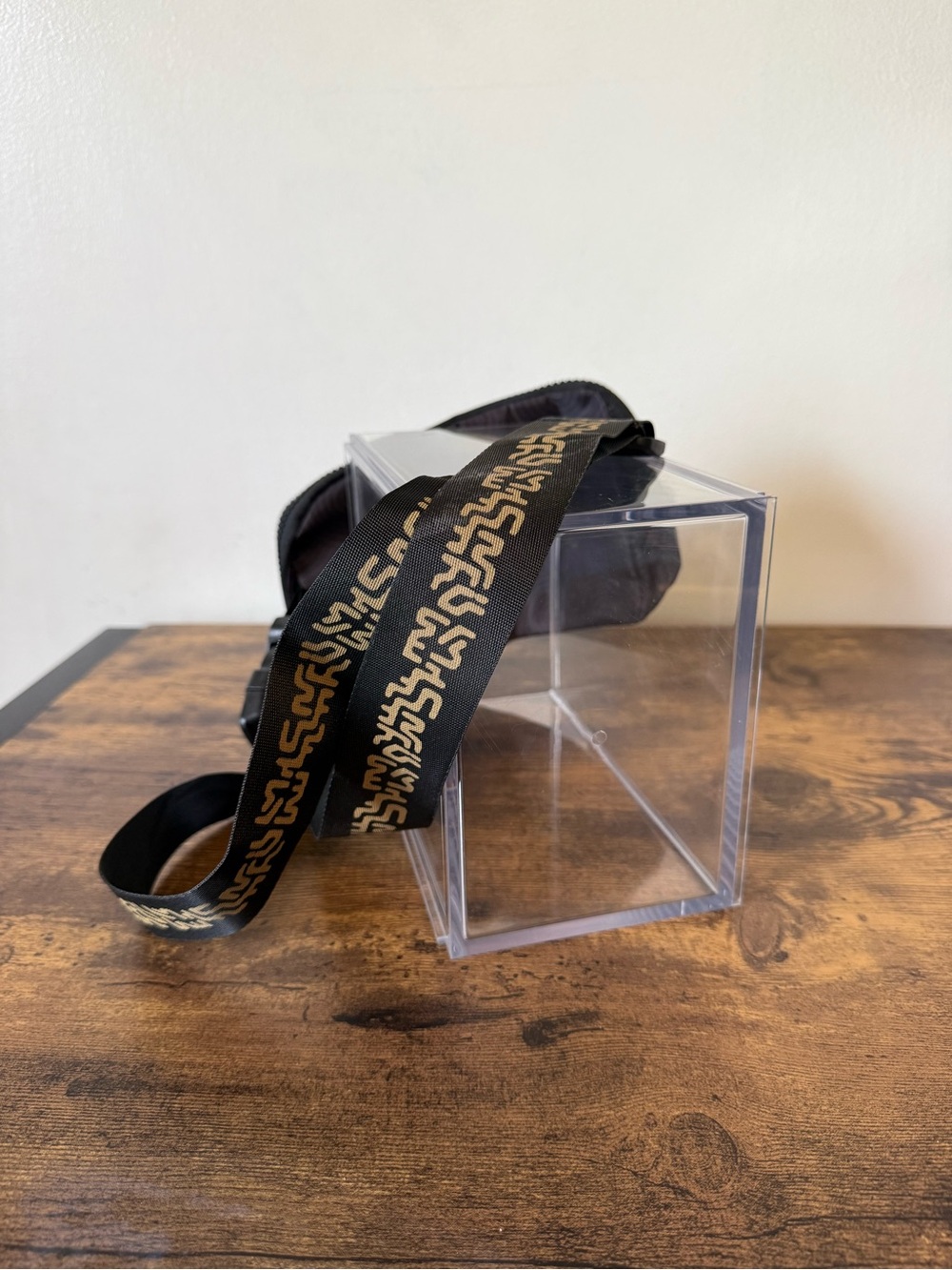 Nintendo Zelda Mini Crossbody Bag - Picture 4 of 5